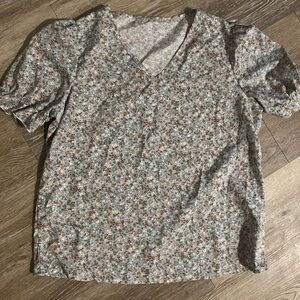 SHEIN Multicolor Floral V-Neck Blouse